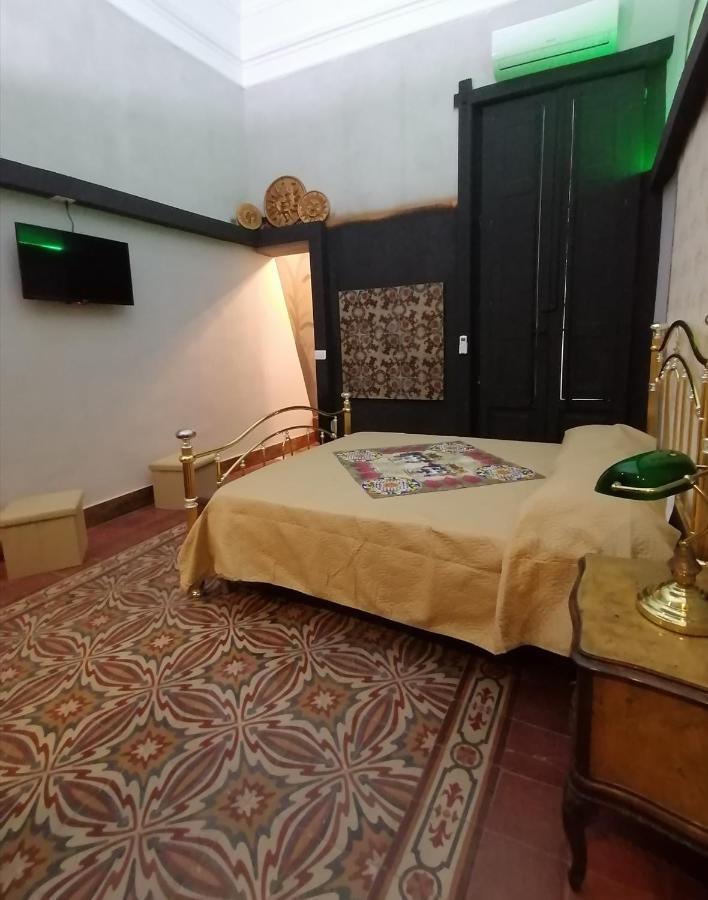 L'Antico Palazzo Rooms Catania Exterior photo